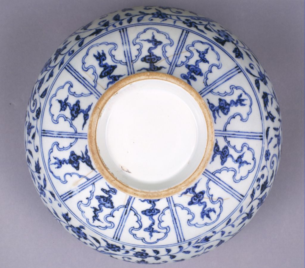 图片[2]-Blue and white pot with tangled branches-China Archive